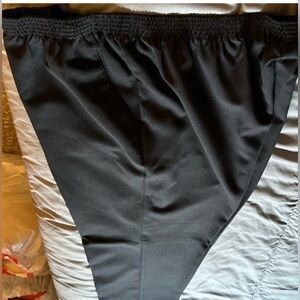 Briggs New York Textured Black Skirt